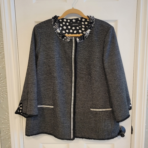 Elena Miro Plus Size 16W Jacket With Pearls - Picture 2 of 13